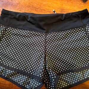 lululemon athletics speed up shorts size 2